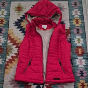 G.H. Bass & Co. Red Hooded Puffer Vest for Women Size MED